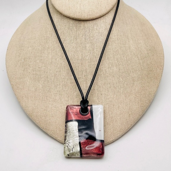 Striking Artisan Handcrafted Fused Glass Pendant Necklace - Picture 5 of 12